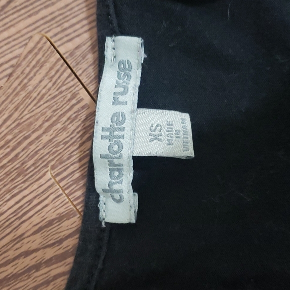 Crop Top - Picture 4 of 4